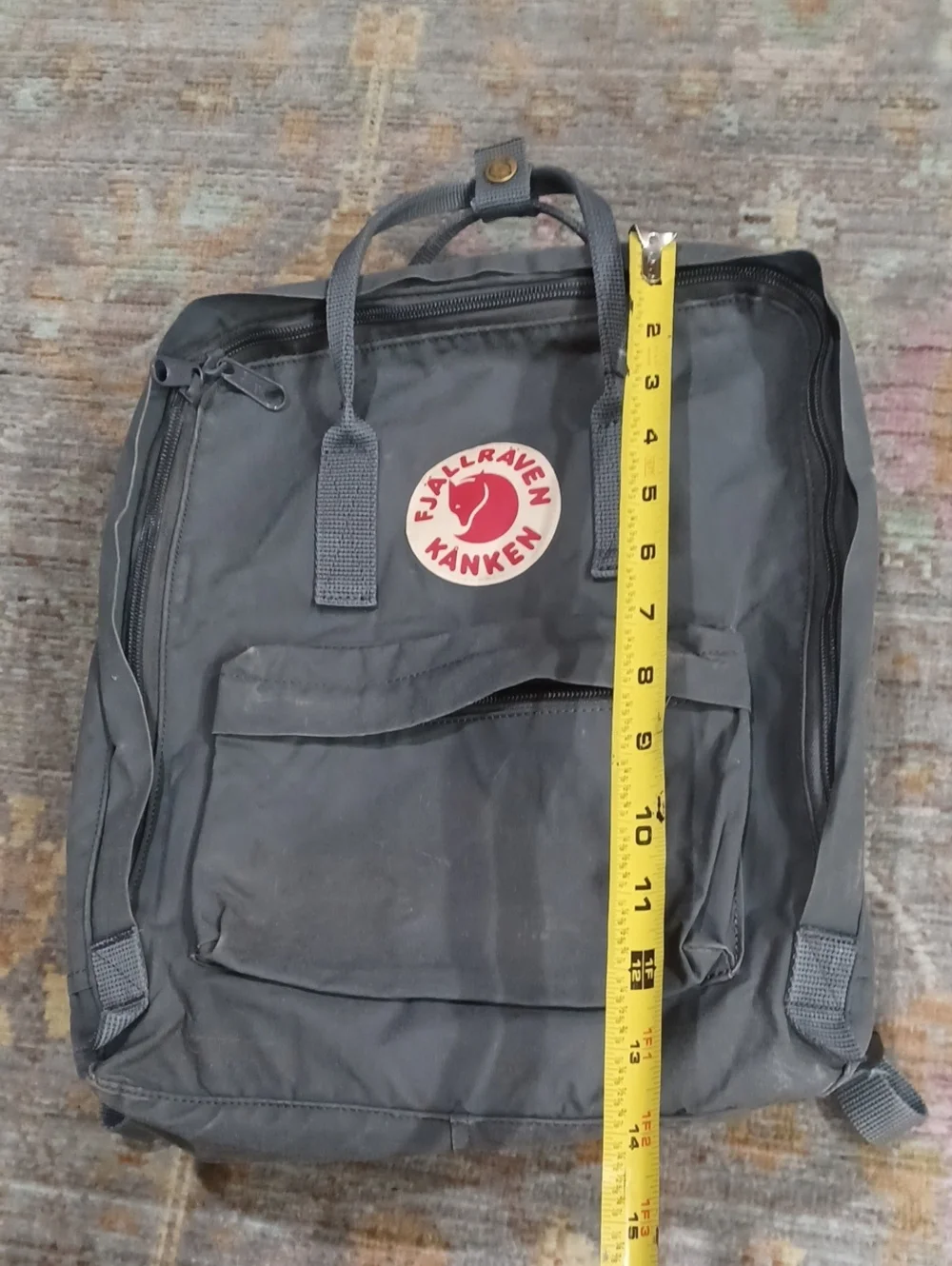 Fjallraven dark grey
